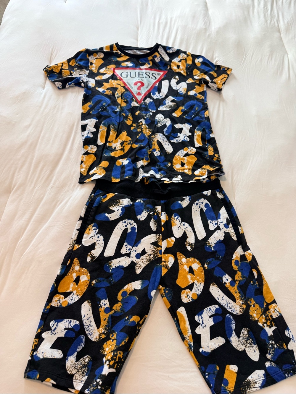 GUESS Kids Black Blue & Yellow Graphic Logo Pajama Set